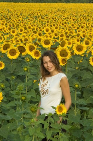 Проститутка Юля - 3000 рублей, метро Кропоткинская, телефон +7916-80-227-16 - фото 3