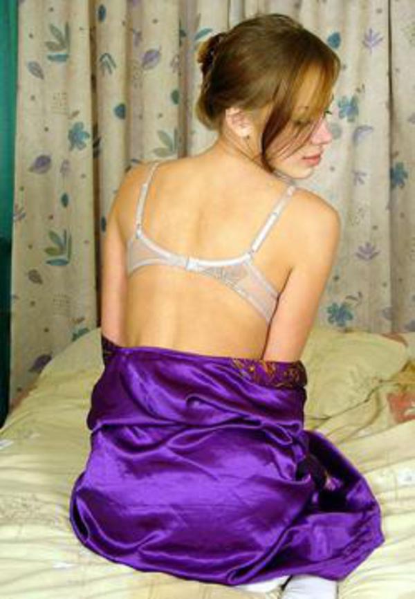 Проститутка Ирочка - 2000 рублей, метро Выхино, телефон +7985-7-38-24-38 - фото 2